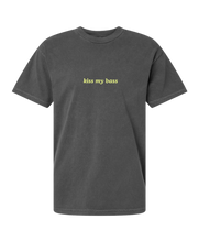 Load image into Gallery viewer, Kiss My Bass - Graphic Tee (Pepper)
